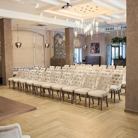 Hotel Redling 4*